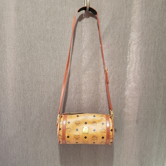 3️⃣0️⃣0️⃣Auth MCM Papillon made in Germany - Picture 1 of 16